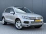 Volkswagen Touareg 3.0 TSI Hybrid Highline 333PK - Luchtvering - Panoramadak - ACC - Zeer Complete Uitvoering