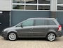 Opel Zafira 1.8 Cosmo AIRCO CRUISE PDC APK BOEKJES
