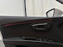 SEAT Leon 1.0 TSI 116pk FR Ultimate Edition LED Stoelverwarming Camera Trekhaak Leder-Stof