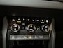 Skoda Karoq 1.5 TSI 150pk ACT Sportline Business Camera Trekhaak Sfeerverlichting Stoelverwarming Adaptive Cruise LED
