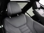BMW 3-Serie Touring 318i M Sport (NL-Auto / Pano / Elek. trekhaak / Sportstoelen / Carplay / Sfeerverlichting / 19'')