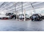 BMW 3-Serie Touring 318i M Sport (NL-Auto / Pano / Elek. trekhaak / Sportstoelen / Carplay / Sfeerverlichting / 19'')