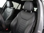 BMW 3-Serie Touring 318i M Sport (NL-Auto / Pano / Elek. trekhaak / Sportstoelen / Carplay / Sfeerverlichting / 19'')