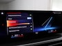 BMW 3-Serie Touring 318i M Sport (NL-Auto / Pano / Elek. trekhaak / Sportstoelen / Carplay / Sfeerverlichting / 19'')