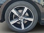 Volvo V40 2.0 T4 R-Design 190 PK Panodak - Trekhaak - NL Auto - Leer