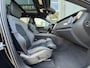 Volvo XC60 2.0 T6 Plug-in hybrid AWD Plus Black Edition |Pano|H/K|Trekhaak|AllSeason