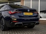 BMW i4 M50 High Executive 84 kWh | Bosch SOH-test 100%! | Pano | Memory stoel | Leder | M Stoelen | HuD | Comfort Access | Carbon Fibre int. | Tansanit Blau | 19" Y-spaak 859M wielen | Alarm kl.3