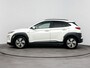 Hyundai Kona Electric EV FASHION 64 kWh | SoH 94% | DODEHOEK DETECTIE | PDC | 3 FASE | WARMTEPOMP | CAMERA | CLIMA | CRUISE ADAPT. | NAVI | PRIVACY GLASS | DAKRAILING | APPLE CAR PLAY & ANDROID AUTO |