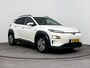 Hyundai Kona Electric EV FASHION 64 kWh | SoH 94% | DODEHOEK DETECTIE | PDC | 3 FASE | WARMTEPOMP | CAMERA | CLIMA | CRUISE ADAPT. | NAVI | PRIVACY GLASS | DAKRAILING | APPLE CAR PLAY & ANDROID AUTO |
