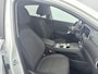 Hyundai Kona Electric EV FASHION 64 kWh | SoH 94% | DODEHOEK DETECTIE | PDC | 3 FASE | WARMTEPOMP | CAMERA | CLIMA | CRUISE ADAPT. | NAVI | PRIVACY GLASS | DAKRAILING | APPLE CAR PLAY & ANDROID AUTO |