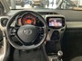 Toyota Aygo 1.0 VVT-i x-play achteruitrijcamera, cruise control, airco