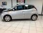 Toyota Aygo 1.0 VVT-i x-play achteruitrijcamera, cruise control, airco
