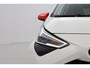 Toyota Aygo 1.0 VVT-i x-otic | Elektrisch vouwdak | Apple Carplay / Android Auto | Airco | Camera | 15 inch | Bluetooth | Privacy glas | DAB | Elektrische ramen voor