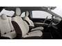 Fiat 500e La Prima | 10,25" touchscreen radio met Bluetooth, DAB & USB | Automatische airconditioning | Extra getint glas achter