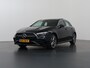 Mercedes-Benz A-klasse 250e Business Solution AMG | Panoramaschuifdak | Head-up display | Premium Plus | Stoelverwarming | 360° camera |