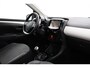 Toyota Aygo 1.0 VVT-i x-wave | Elektrisch vouwdak | Navigatie | Keyless | Clima | Camera | 15 inch | DAB | Bluetooth