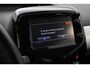Toyota Aygo 1.0 VVT-i x-wave | Elektrisch vouwdak | Navigatie | Keyless | Clima | Camera | 15 inch | DAB | Bluetooth