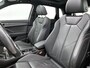 Audi Q3 45 TFSI e S edition Automaat | Navigatie | Panorama dak | Leder | 20 Inch Velgen | Airco | Sonos Audio | Stoelverwarming |