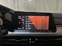 Volkswagen Golf 1.0 eTSI DSG Life Business Camera Sfeerverlichting Virtual Cockpit