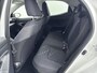 Toyota Yaris 1.5 Hybrid 115 Dynamic *DEMO* | Parkeersensoren | Dodehoekdetectie | Stoel-/Stuurverwarming | Draadloze Telefoonlader |