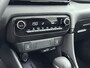 Toyota Yaris 1.5 Hybrid 115 Dynamic *DEMO* | Parkeersensoren | Dodehoekdetectie | Stoel-/Stuurverwarming | Draadloze Telefoonlader |