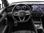 Volkswagen Tiguan 1.5eTSI/150PK R-Line Blackstyle DSG · Panoramadak · Trekhaak · Apple/Android Car Play · Camera · Garantie t/m 30-09-2030 of 100000km.