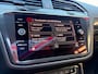 Volkswagen Tiguan 1.4 TSI 150PK DSG Highline | Schuifdak | LED | Trekhaak