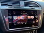 Volkswagen Tiguan 1.4 TSI 150PK DSG Highline | Schuifdak | LED | Trekhaak