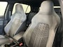 Volkswagen Golf 1.5 eTSI R-Line Business Panoramadak Navigatie Apple Carplay/Android Auto Camera Parkeersensoren Adaptive Cruise Control Head-up display Stoel- en stuurverwarming Lichtmetalen velgen Climate Control