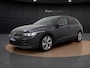 Volkswagen Golf 1.5 TSI Oranje Edition | Camera | ACC | Spiegelpakket | Carplay | Getint Glas | 17'' |