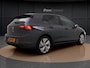 Volkswagen Golf 1.5 TSI Oranje Edition | Camera | ACC | Spiegelpakket | Carplay | Getint Glas | 17'' |