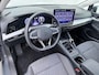 Volkswagen Golf 1.5 TSI Oranje Edition | Camera | ACC | Spiegelpakket | Carplay | Getint Glas | 17'' |