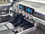 Mercedes-Benz GLB 200 Business Solution Luxury | Panoramadak | Trekhaak Afneembaar | Achteruitrijcamera | Memory Pakket | Sfeerverlichting | Widescreen | Stoelverwarming | Multibeam LED | Privacy Glas Achter | Keyless-GO | Elektrisch Bedienbare Achterklep