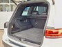 Mercedes-Benz GLB 200 Business Solution Luxury | Panoramadak | Trekhaak Afneembaar | Achteruitrijcamera | Memory Pakket | Sfeerverlichting | Widescreen | Stoelverwarming | Multibeam LED | Privacy Glas Achter | Keyless-GO | Elektrisch Bedienbare Achterklep
