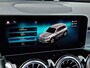 Mercedes-Benz GLB 200 Business Solution Luxury | Panoramadak | Trekhaak Afneembaar | Achteruitrijcamera | Memory Pakket | Sfeerverlichting | Widescreen | Stoelverwarming | Multibeam LED | Privacy Glas Achter | Keyless-GO | Elektrisch Bedienbare Achterklep