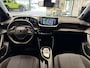 Peugeot 2008 1.2 HYBRID 145 STYLE CRUISE CONTROL CLIMATE CONTROL BLUETOOTH TELEFOON APPLE CARPLAY/ANDROID RIJSTROOKSENSOREN 16" LICHTMETALEN VELGEN PDC ZEER MOOI!!
