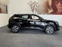 Peugeot 2008 1.2 HYBRID 145 STYLE CRUISE CONTROL CLIMATE CONTROL BLUETOOTH TELEFOON APPLE CARPLAY/ANDROID RIJSTROOKSENSOREN 16" LICHTMETALEN VELGEN PDC ZEER MOOI!!