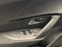 Peugeot 2008 1.2 HYBRID 145 STYLE CRUISE CONTROL CLIMATE CONTROL BLUETOOTH TELEFOON APPLE CARPLAY/ANDROID RIJSTROOKSENSOREN 16" LICHTMETALEN VELGEN PDC ZEER MOOI!!