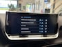 Peugeot 2008 1.2 HYBRID 145 STYLE CRUISE CONTROL CLIMATE CONTROL BLUETOOTH TELEFOON APPLE CARPLAY/ANDROID RIJSTROOKSENSOREN 16" LICHTMETALEN VELGEN PDC ZEER MOOI!!