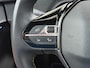 Peugeot e-208 GT 50 kWh 136pk | Navigatie | Panorama dak | Stoelverwarming | Camera achter | 17 inch lichtmetalen velgen | Cruise control | Apple Carplay en Android auto