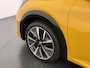 Peugeot e-208 GT 50 kWh 136pk | Navigatie | Panorama dak | Stoelverwarming | Camera achter | 17 inch lichtmetalen velgen | Cruise control | Apple Carplay en Android auto