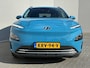 Hyundai Kona Electric EV Fashion Design 39 kWh / SOH 97% / Fabrieksgarantie t/m 05-2027 / Dealer Onderhouden / Stoelverwarming / Navigatie / Apple Carplay/Android Auto / Achteruitrijcamera / Krell audio / 3-fase /