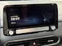 Hyundai Kona Electric EV Fashion Design 39 kWh / SOH 97% / Fabrieksgarantie t/m 05-2027 / Dealer Onderhouden / Stoelverwarming / Navigatie / Apple Carplay/Android Auto / Achteruitrijcamera / Krell audio / 3-fase /