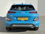 Hyundai Kona Electric EV Fashion Design 39 kWh / SOH 97% / Fabrieksgarantie t/m 05-2027 / Dealer Onderhouden / Stoelverwarming / Navigatie / Apple Carplay/Android Auto / Achteruitrijcamera / Krell audio / 3-fase /