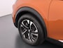 Peugeot e-2008 SUV GT 50 kWh 136pk | Accu 96% | Navigatie | Camera achter | Lichtmetalen velgen 17 inch | Cruise control | Full LED koplampen | Apple Carplay en Android auto