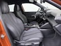 Peugeot e-2008 SUV GT 50 kWh 136pk | Accu 96% | Navigatie | Camera achter | Lichtmetalen velgen 17 inch | Cruise control | Full LED koplampen | Apple Carplay en Android auto