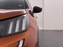 Peugeot e-2008 SUV GT 50 kWh 136pk | Accu 96% | Navigatie | Camera achter | Lichtmetalen velgen 17 inch | Cruise control | Full LED koplampen | Apple Carplay en Android auto