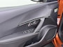 Peugeot e-2008 SUV GT 50 kWh 136pk | Accu 96% | Navigatie | Camera achter | Lichtmetalen velgen 17 inch | Cruise control | Full LED koplampen | Apple Carplay en Android auto