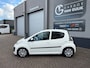 Citroën C1 1.0 68PK Airco,ElektrRamen,Radio/Cd-Speler,Toerenteller,CentraleVergrendeling,Aux,Led,GetintGlas,NetjesOnderhouden,