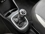 Toyota Aygo 1.0 VVT-i x-play | Apple CarPlay/Android Auto | DAB | Achteruitrijcamera | Airco | Velgen | Elektrische ramen voor | Elektrisch verstelbare spiegels |
